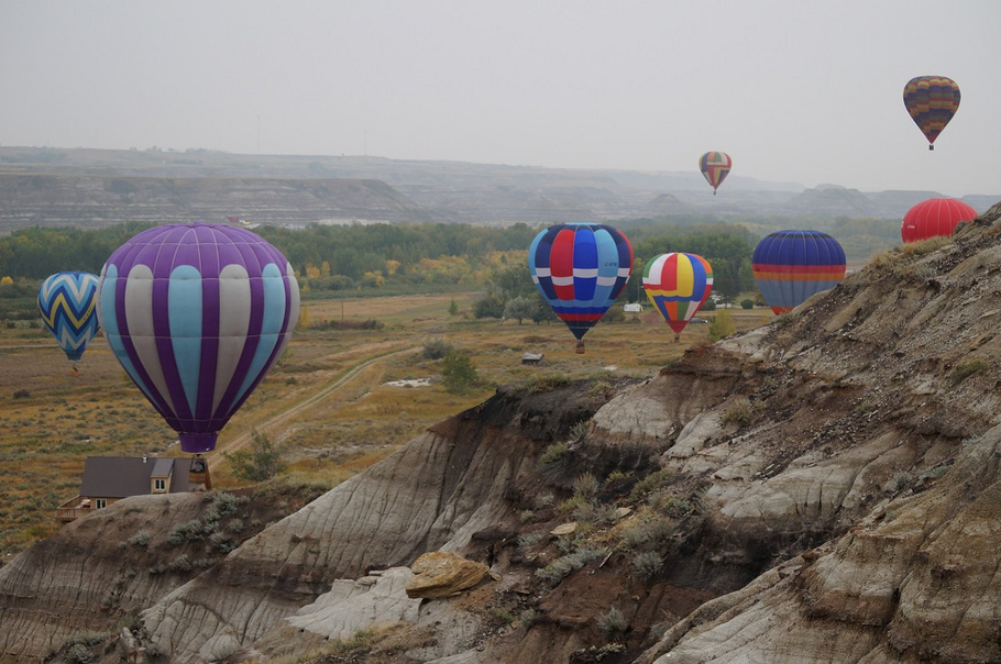 Ballooning in Canada